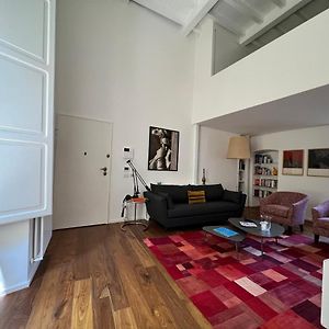 Flo House Bari